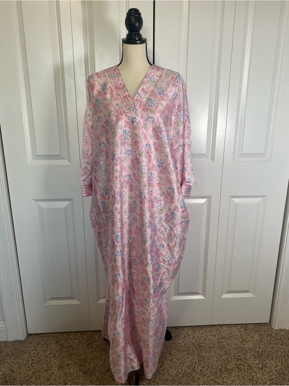 Heather Collections Vintage Pink Floral Satin Caftan